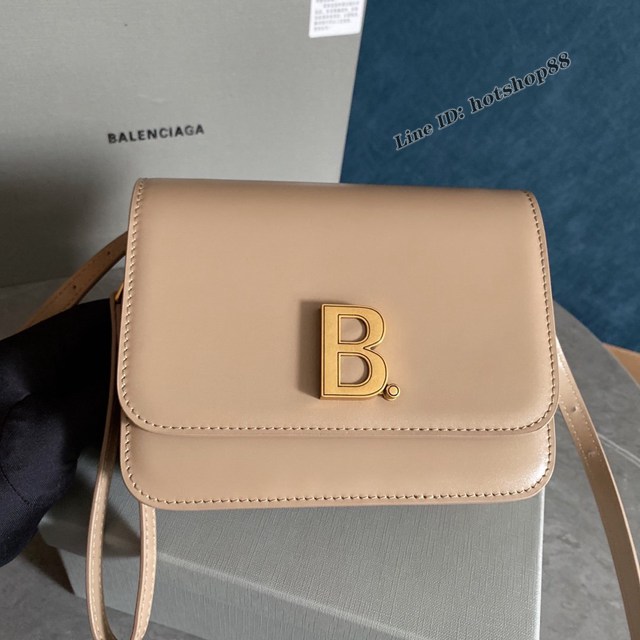 Balenciaga專櫃爆款豆腐包平紋奶茶色小方包 巴黎世家升級版單肩斜挎女包 fyj1604